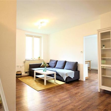 Zentral Wohnen - Inkl. Privatem Stellplatz Apartamento Wurtzburgo Exterior foto