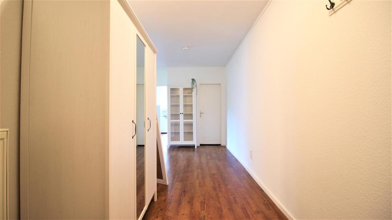 Zentral Wohnen - Inkl. Privatem Stellplatz Apartamento Wurtzburgo Exterior foto